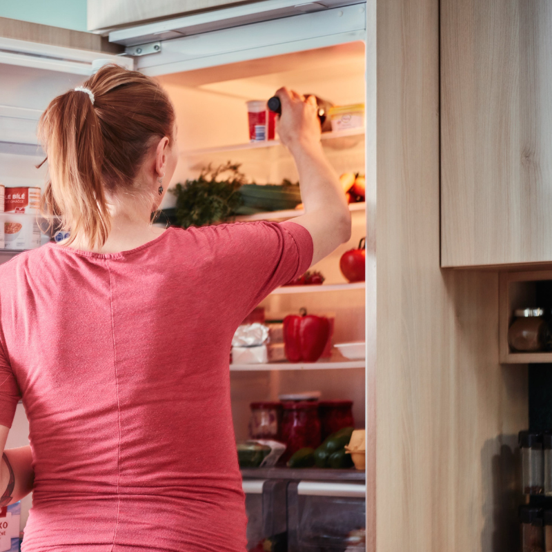 Có nên bảo quản rượu trong tủ lạnh không?